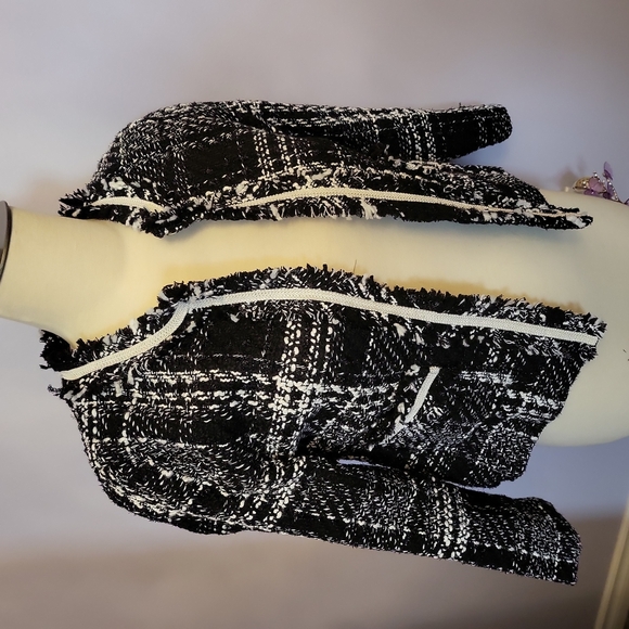 Jacket - Picture 3 of 5